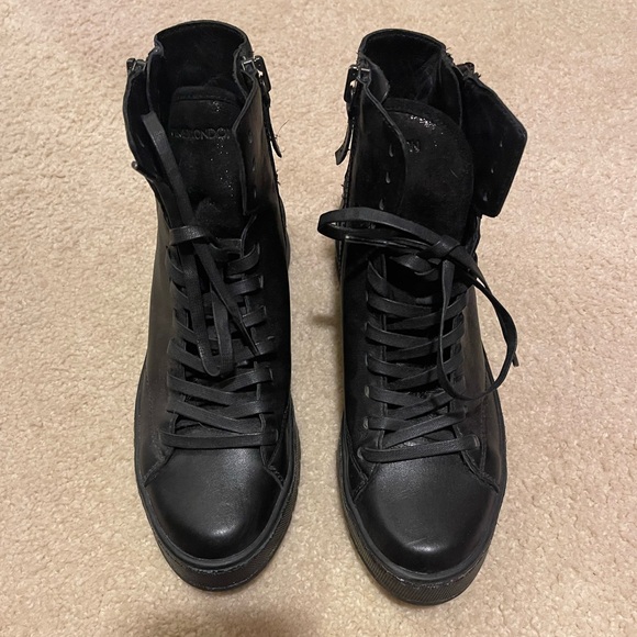 NWOT Crime London Black Leather Moto Boot with Stars on back - Picture 7 of 13